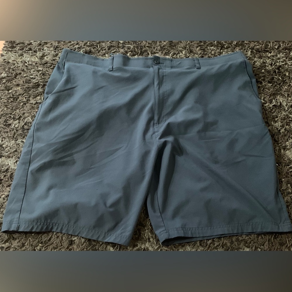 Ben Hogan Men’s Dark Gray Golf Shorts- Size 44